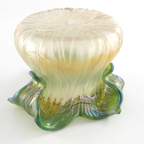 549 - Kralik, a Secessionist glass Gloria vase, green and opaque iridescent with pulled and crimped three ... 