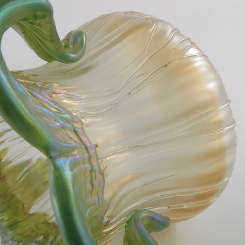 549 - Kralik, a Secessionist glass Gloria vase, green and opaque iridescent with pulled and crimped three ... 