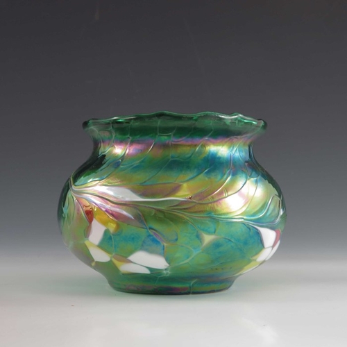 550 - An Austrian Secessionist iridescent glass vase, possibly Kralik, circa 1900, ovoid form with flared ... 