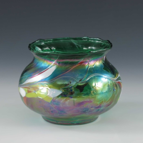 550 - An Austrian Secessionist iridescent glass vase, possibly Kralik, circa 1900, ovoid form with flared ... 