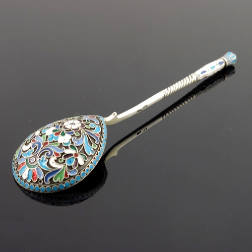 25 - A Russian silver cloisonne enamel spoon, the rear bowl with scrollwork design within a beaded border... 