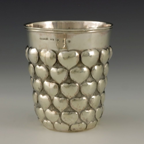 47 - A Hanau silver beaker, in the 18th century Augsburg style, import marks Berthold Muller, Chester 190... 