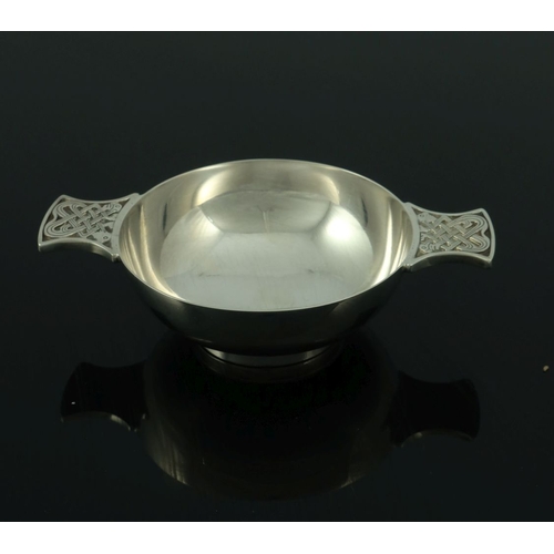 59 - An Elizabeth II Scottish silver quaich, Francis Howard Ltd, Edinburgh 1991, traditional form with ca... 