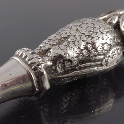 97 - An Edwardian novelty silver button hook, Crisford and Norris, Birmingham 1906, the handle in the for... 