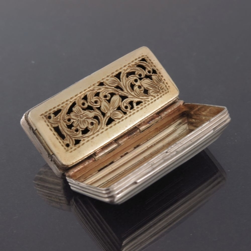 104 - A William IV silver vinaigrette, John Lilly, Birmingham 1833, cuboid form with concentric stepped li... 