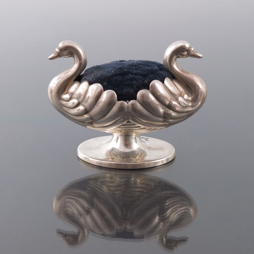 169 - A Victorian novelty silver pin cushion, Hilliard and Thomason, Chester 1897, modelled as two swans, ... 