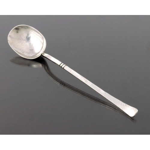 296 - Michael Allen Bolton, a Modernist silver spoon, London 1989, planished, the oval bowl with textured ... 