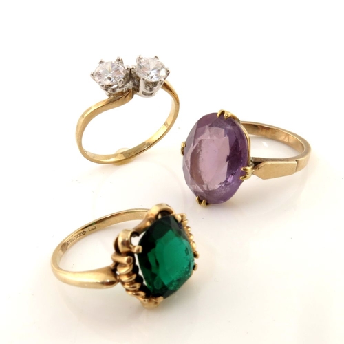 313 - Three 9ct gold gem-set rings, to include an amethyst single-stone ring, together with two further ri... 