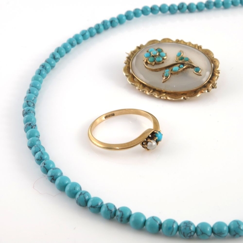 321 - A set of blue gem and turquoise jewels, to include an 18ct gold turquoise and imitation pearl ring, ... 