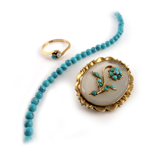 321 - A set of blue gem and turquoise jewels, to include an 18ct gold turquoise and imitation pearl ring, ... 