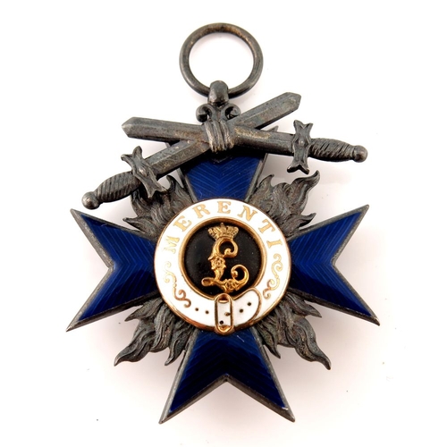 398 - World War One Bavarian Military Merit Order Merenti, 4th class, blue enamelled Maltese cross with cr... 