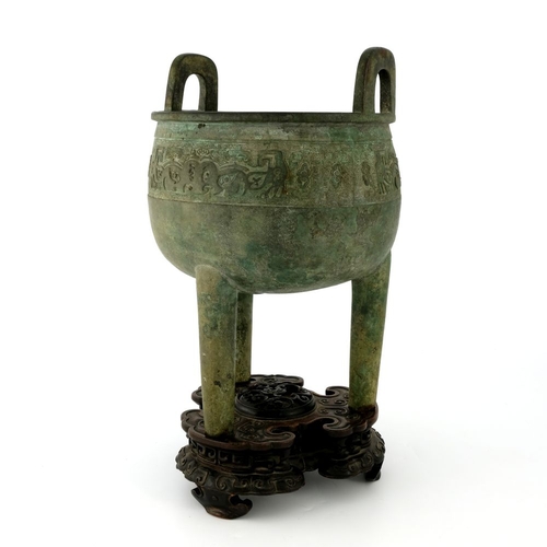 543 - A Chinese Archaistic bronze tripod ritual food vessel, Ming or Song, 16th century or earlier, of Din... 