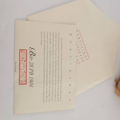 67 - A Steiff reproduction Bear 28 PB 1904, boxed with certificate