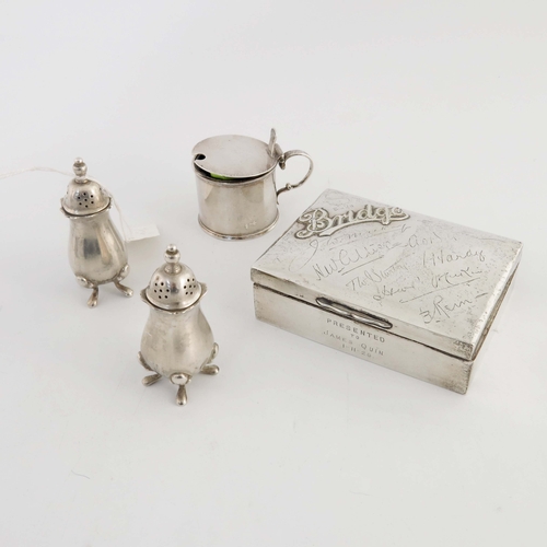 87 - A George V silver bridge box, drum mustard pot and pair of salt and pepper pots