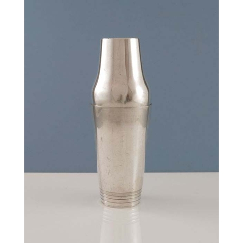 162 - A French Art Deco silver plated cocktail shaker, VF, Paris circa 1930, Boston style, the conical bod... 