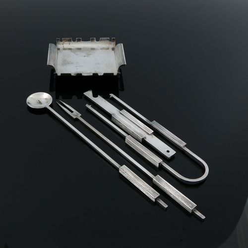 167 - Gio Ponti (attributed), an Italian Modernist silver plated bar tool set, PM Italy, circa 1950s, incl... 