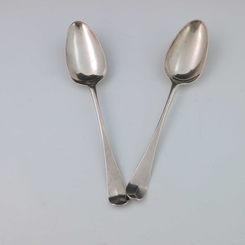 42 - Two George III silver shell back tablespoons, William Fearn, London 1774 and William Skeen, London 1... 