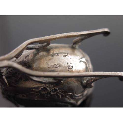 85 - A Continental novelty silver pin cushion, pseudo Hanau marks, cast in the form of a sleigh, with cro... 