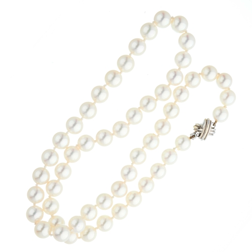 45 - Tiffany & Co., a cultured pearl single-strand Signature necklace, with 18ct gold grooved cross clasp... 