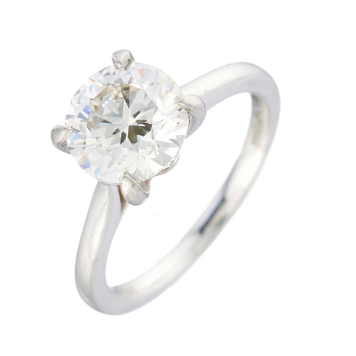 119 - An impressive platinum brilliant-cut diamond single-stone ring, with slightly tapered shoulders, dia... 