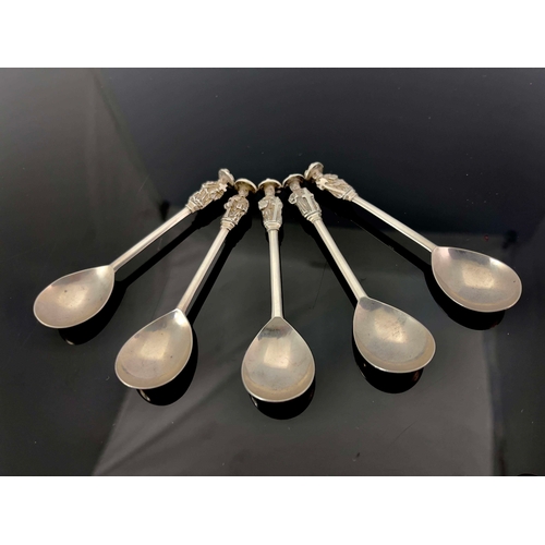 119 - A set of five George V silver Apostle teaspoons, Thomas Bradbury and Sons, Sheffield 1917, the finia... 