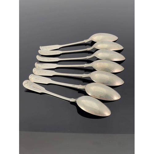 126 - A matched set of seven Victorian and Edwardian silver dessert spoons, London and Sheffield makers, F... 