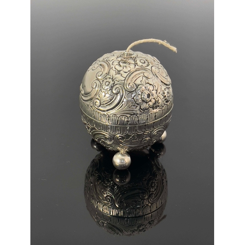 220 - A Victorian silver string dispenser, Samuel Walton Smith, Birmingham 1889, spherical form on three b... 