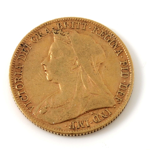 345 - Victoria, gold sovereign 1899