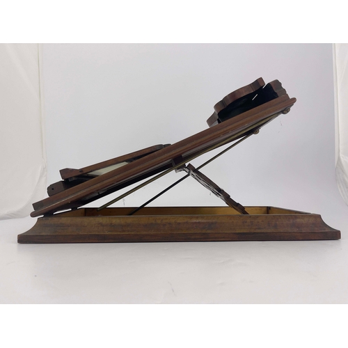 458 - A 19th Century Hudson & Son of Greenwich figured walnut table top stereoscopic viewer, height adjust... 