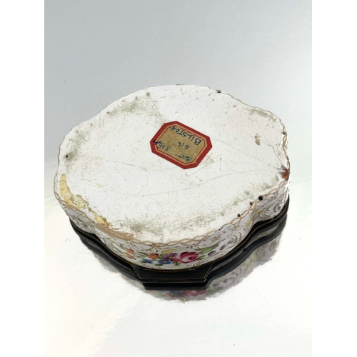 472 - A large Bilston enamelled table snuff box, ogee lobed oval form, the lid painted with a central scen... 