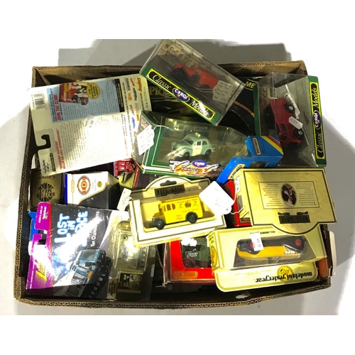 15 - A collection of model and toy cars, to include Corgi, Solido, Matchbox, Days Gone, Johnny Lightning,... 