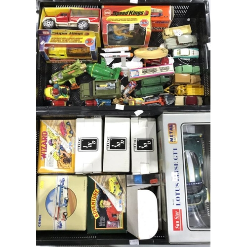 2 - Mixed lot of toys to include boxed Sun Star 1:18 Lotus Elise GT1, Corgi Open Top Regent Set 97050, L... 