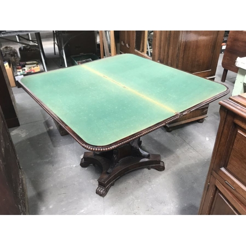 789 - A William IV rosewood card table, carved beaded borders, on chamfered block column and quatrefoil ba... 