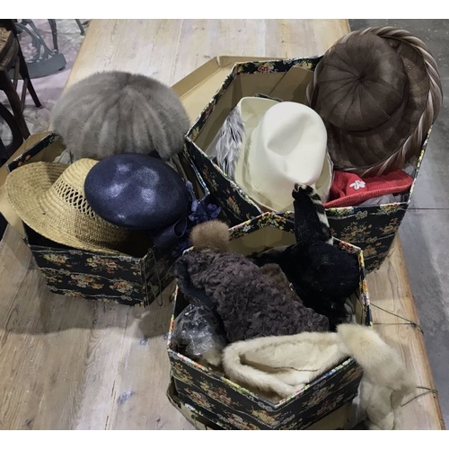 889 - Three graduated Marshall & Snelgrove octagonal hat boxes, together with a selection of ladies' hats,... 