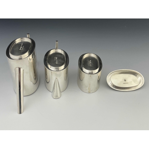 172 - Giacomo Vavassori for Vavassori and Pirovano, an Italian Modernist silver three piece stacking tea s... 