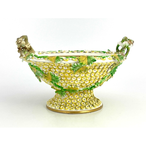 829 - A 19th century Spode Schneeballen twin handled bowl, 4670 pattern, footed form, florally encrusted, ... 