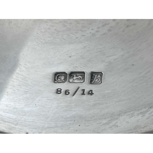 15 - A large North American sterling silver bowl, Birks and Co., Canadian marks, footed Revere style, 30.... 