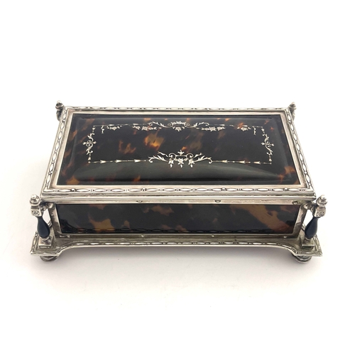 43 - A George V silver and tortoiseshell jewel casket, Charles and Richard Comyns, London 1920, cuboid fo... 