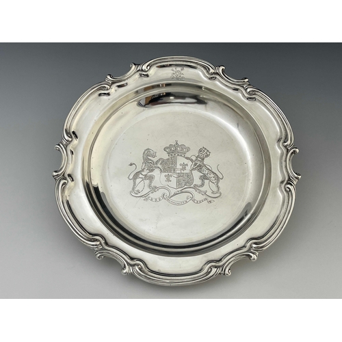 48 - An early Victorian silver dish, Benjamin Smith III, London 1840, fluted foliate C scroll rim with a ... 