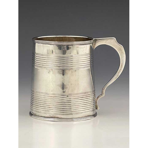 60 - A George IV silver mug, Charles Fox, London 1823, slightly tapered cylindrical form with reeded band... 