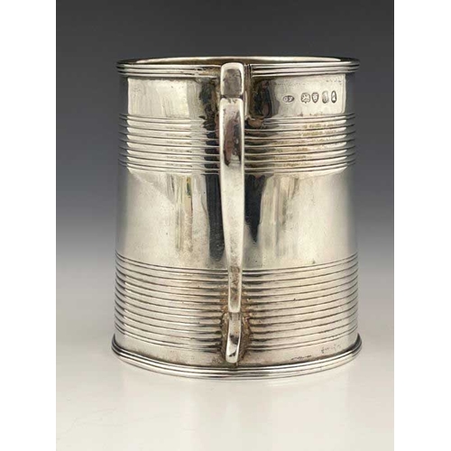 60 - A George IV silver mug, Charles Fox, London 1823, slightly tapered cylindrical form with reeded band... 