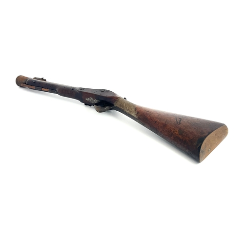 204 - An early 19th century flintlock blunderbuss, J & Richards, 15 inch three stage steel barrel, spring ... 