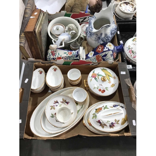 52 - Ceramics including Royal Worcester Evesham dinner ware, pair of Japanese imari style vases, Spanish ... 