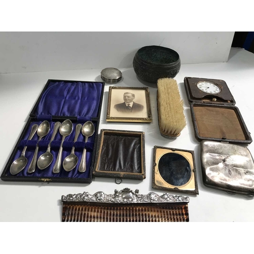 208 - A collection of items including a Dutch silver snuff box, Indian copper bowl, silver backed brushes,... 