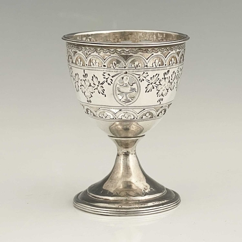 Peter and Jonathan Bateman. A George III Neoclassical silver egg cup ...