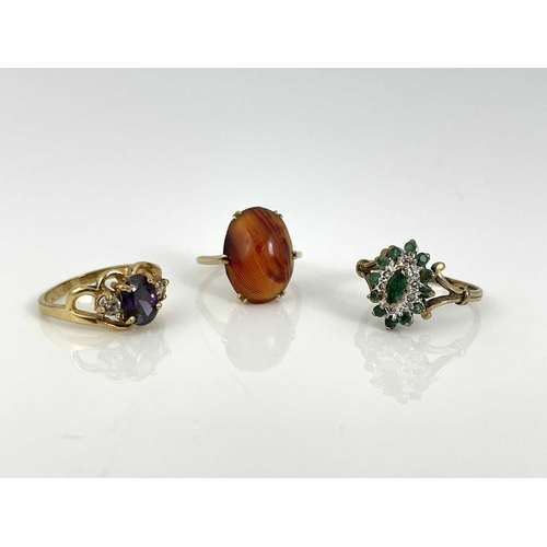 19 - Three gold and gem set rings, including emeral cluster, amethyst and agate, sizes L 1/2, M 1/2 and P... 