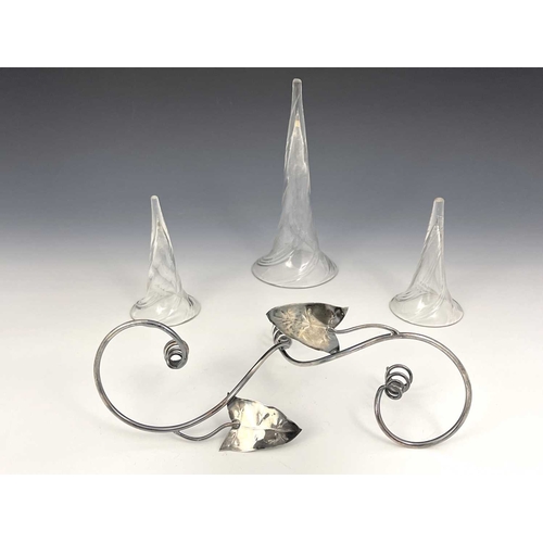 93 - An Arts and Crafts silver plated and glass epergne, the wire stand in the form of an ivy vine with c... 