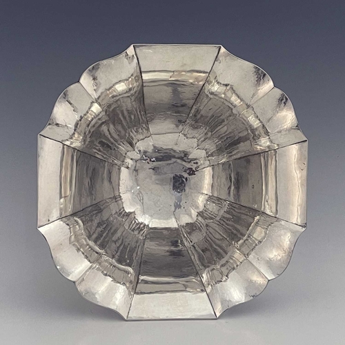 121 - Franz Bibus, a large Art Deco silver centrepiece bowl, circa 1935, planished with ogee fluting in th... 