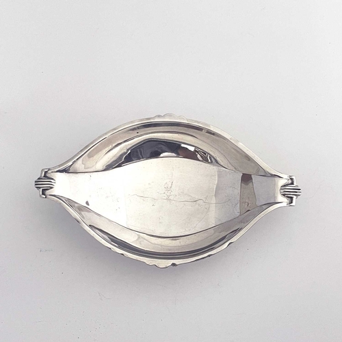 128 - An Art Deco silver dish, William Neale, Birmingham 1938, lozenge shaped twin handled shallow boat fo... 