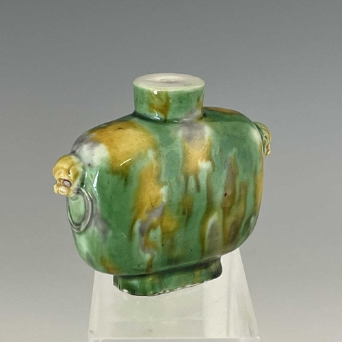 494 - A rare Chinese porcelain snuff bottle, 18th Century, decorated in mottled 'sancai' glazes of yellow ... 